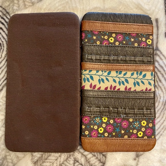 Colorful flat wallet - Picture 2 of 3